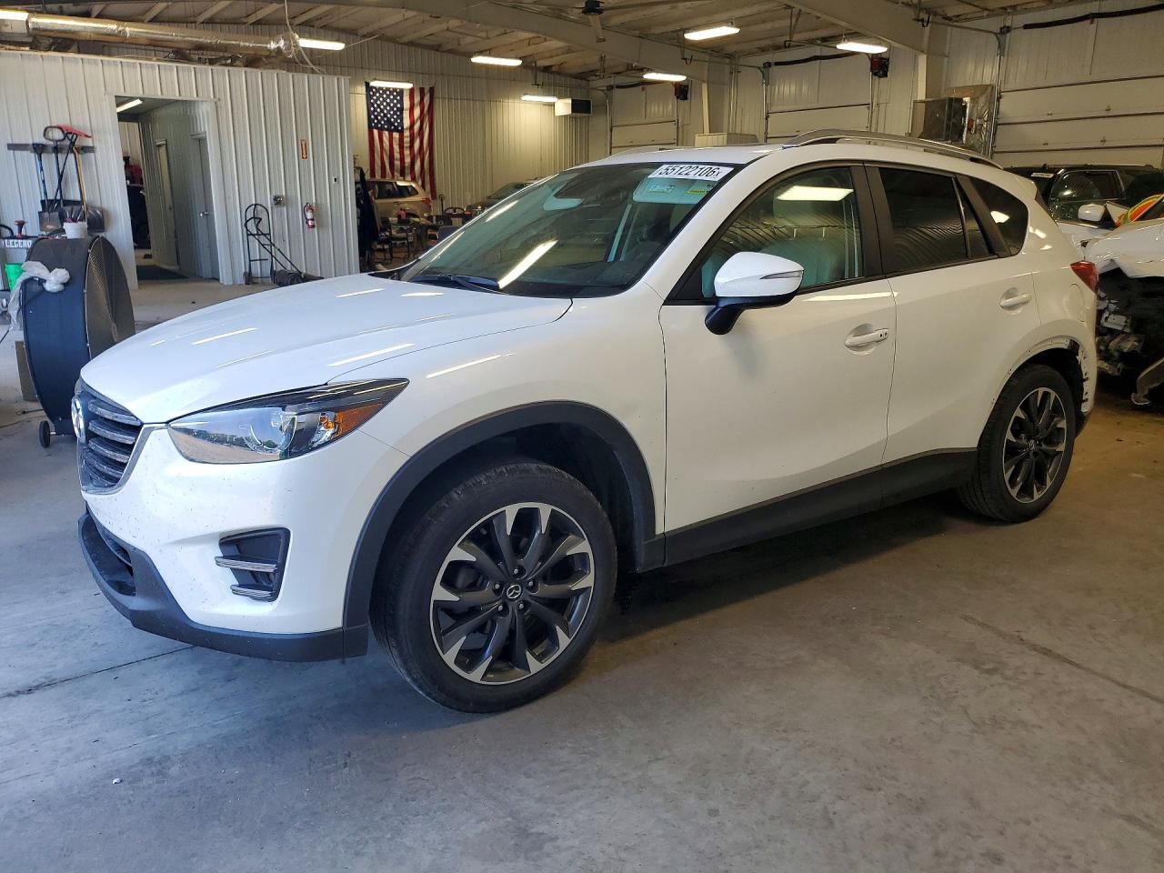Salvage Mazda Cx Image