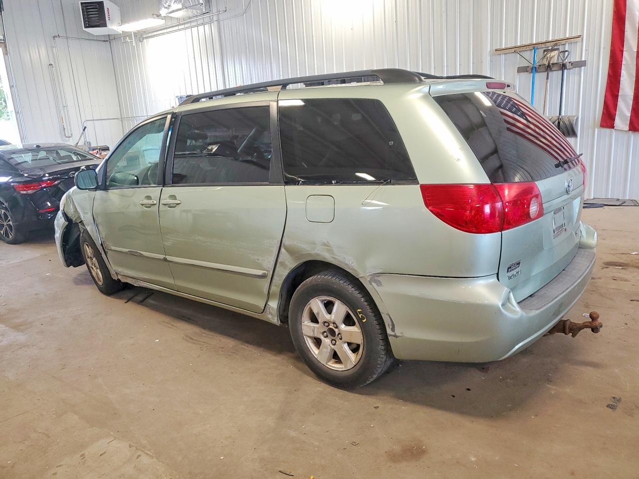 Toyota Sienna Le 7-passenger