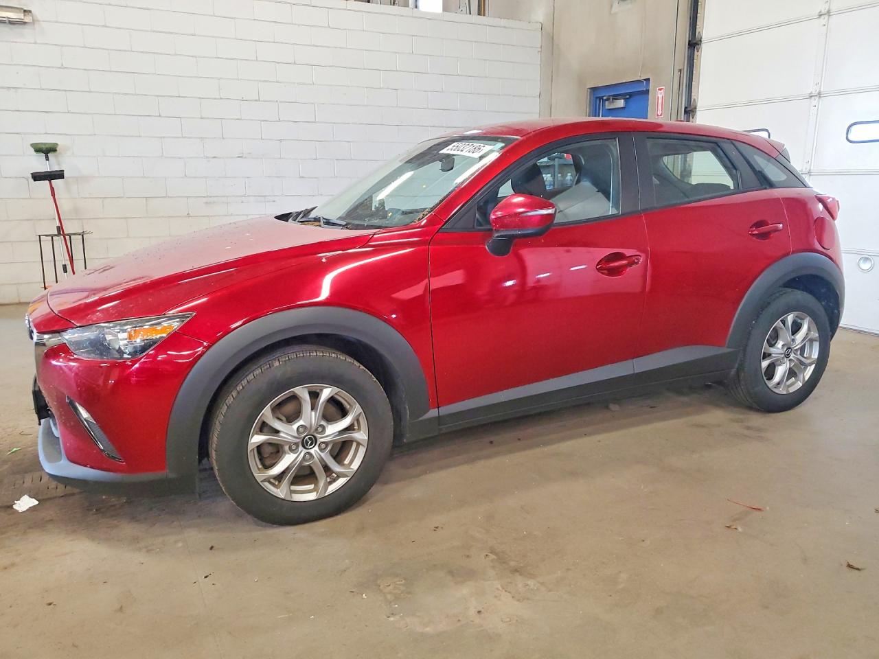 Salvage Mazda Cx Image