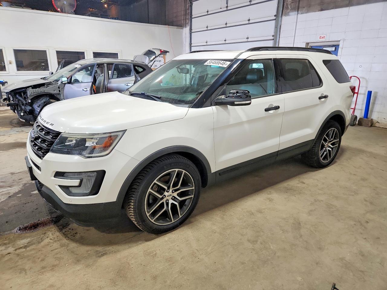 Salvage Ford Explorer Image