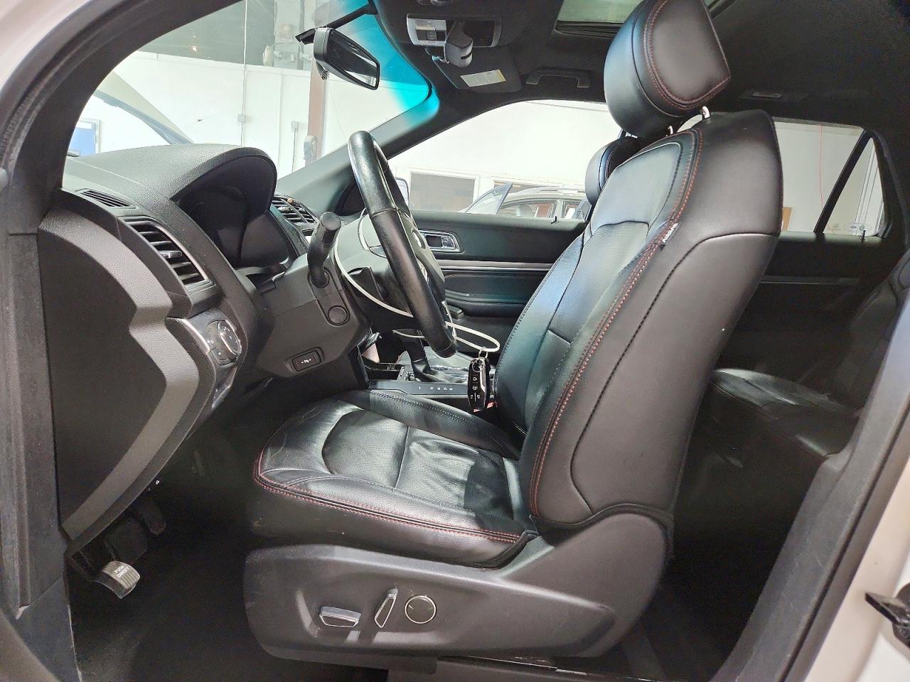 Ford Explorer Sport