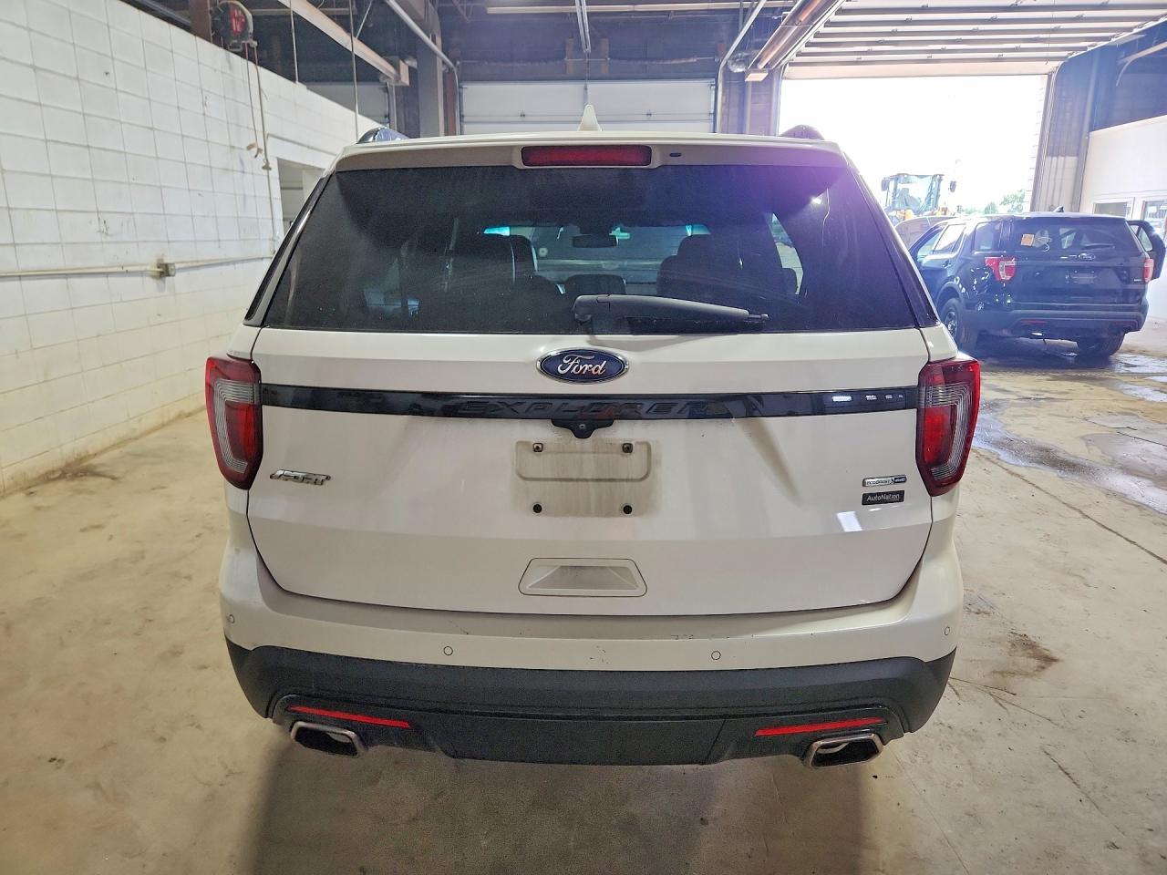 Ford Explorer Sport