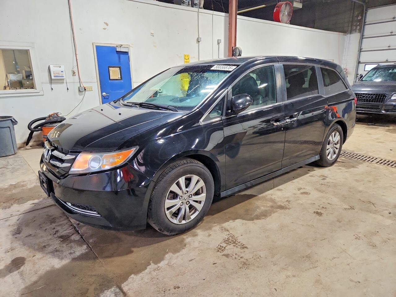 Salvage Honda Odyssey Image