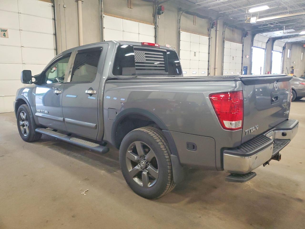 Nissan Titan Sv