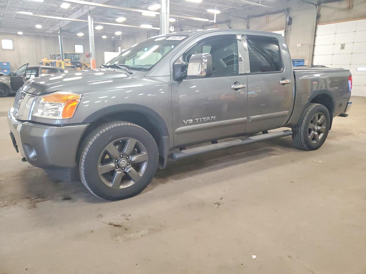 Salvage Nissan Titan Image