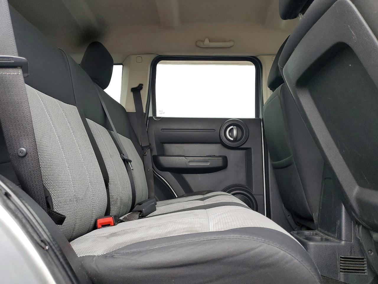 Dodge Nitro Sxt