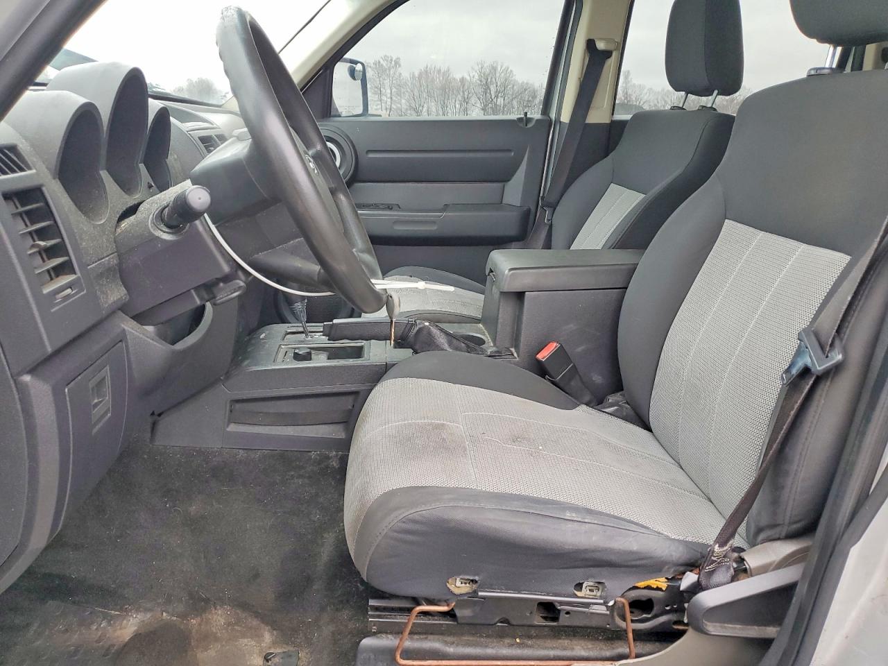 Dodge Nitro Sxt