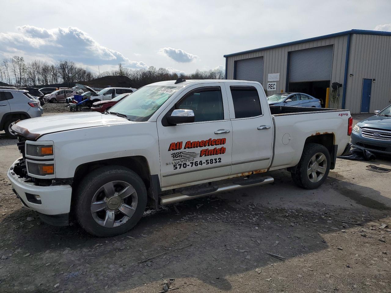 Salvage Chevrolet Silverado Image