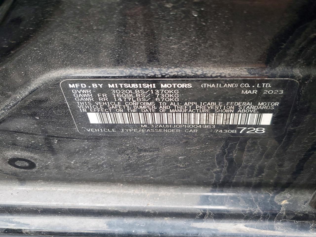 Mitsubishi Mirage Es