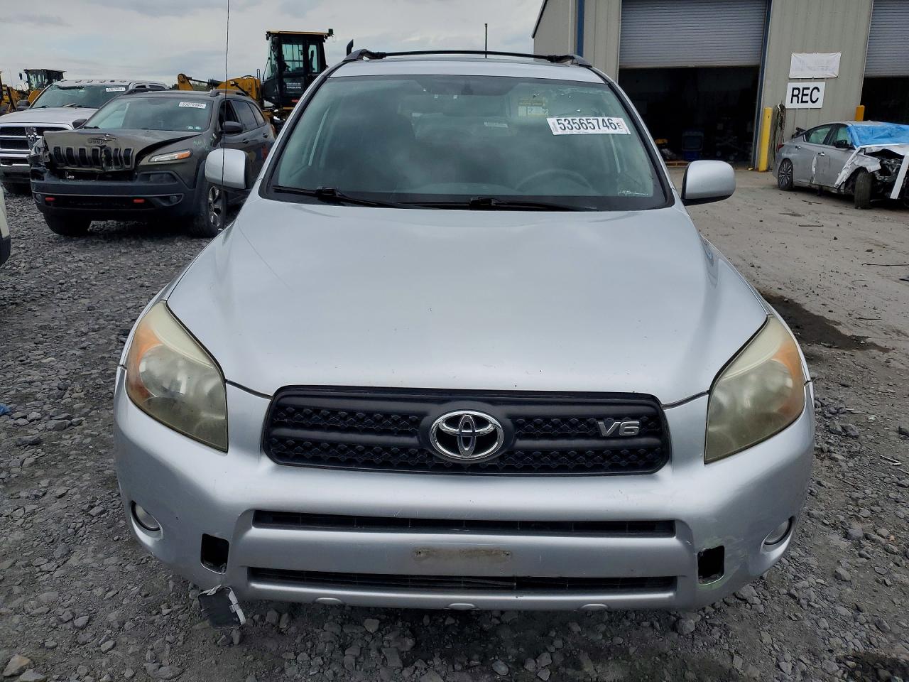 Toyota RAV4 Sport