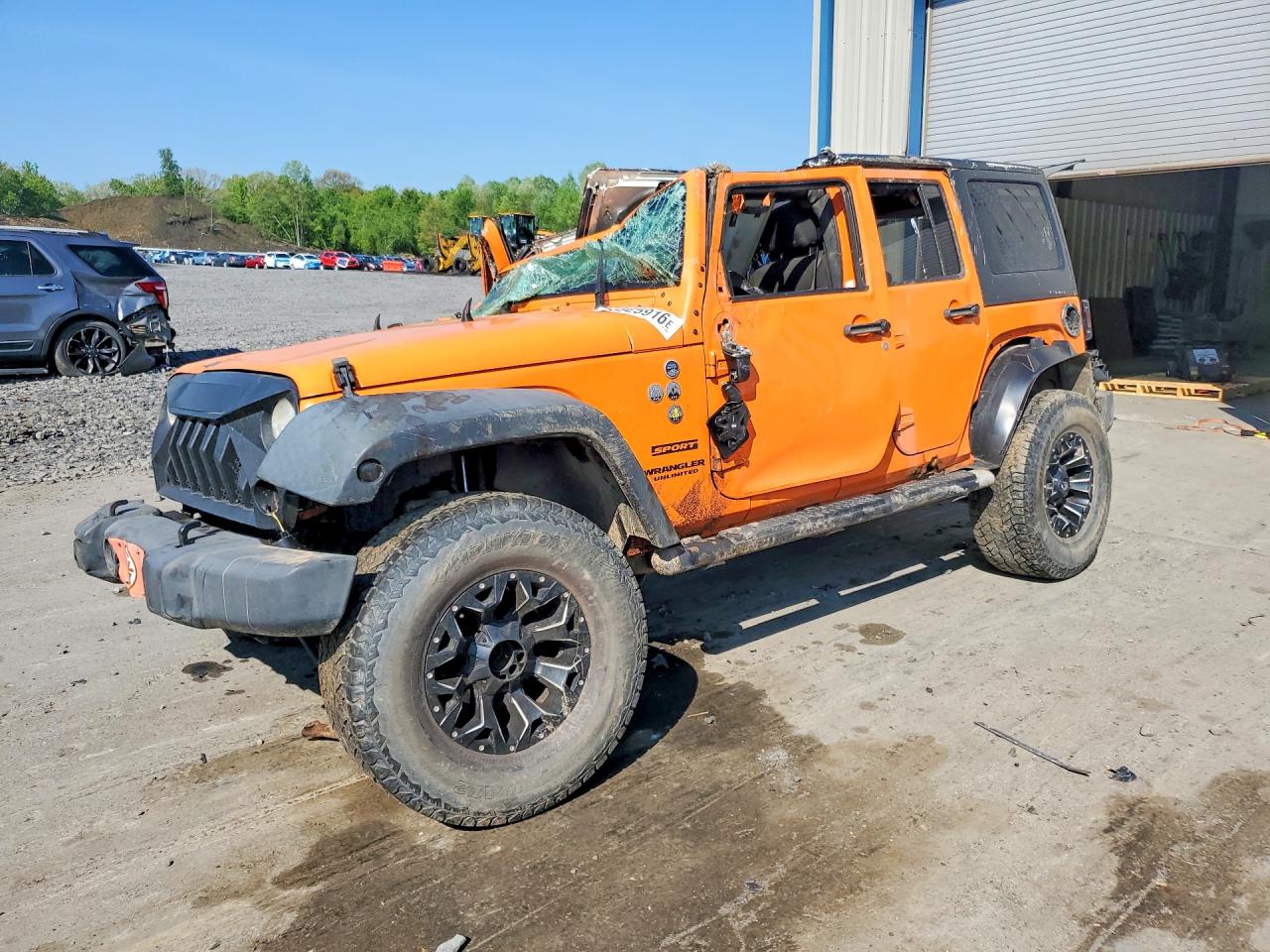 Salvage Jeep Wrangler Image