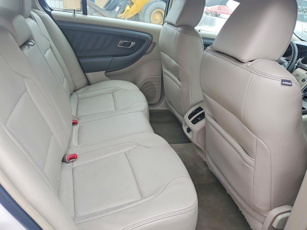 Ford Taurus Sel