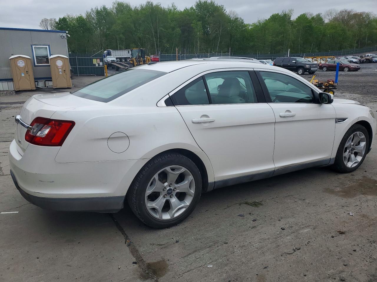Ford Taurus Sel