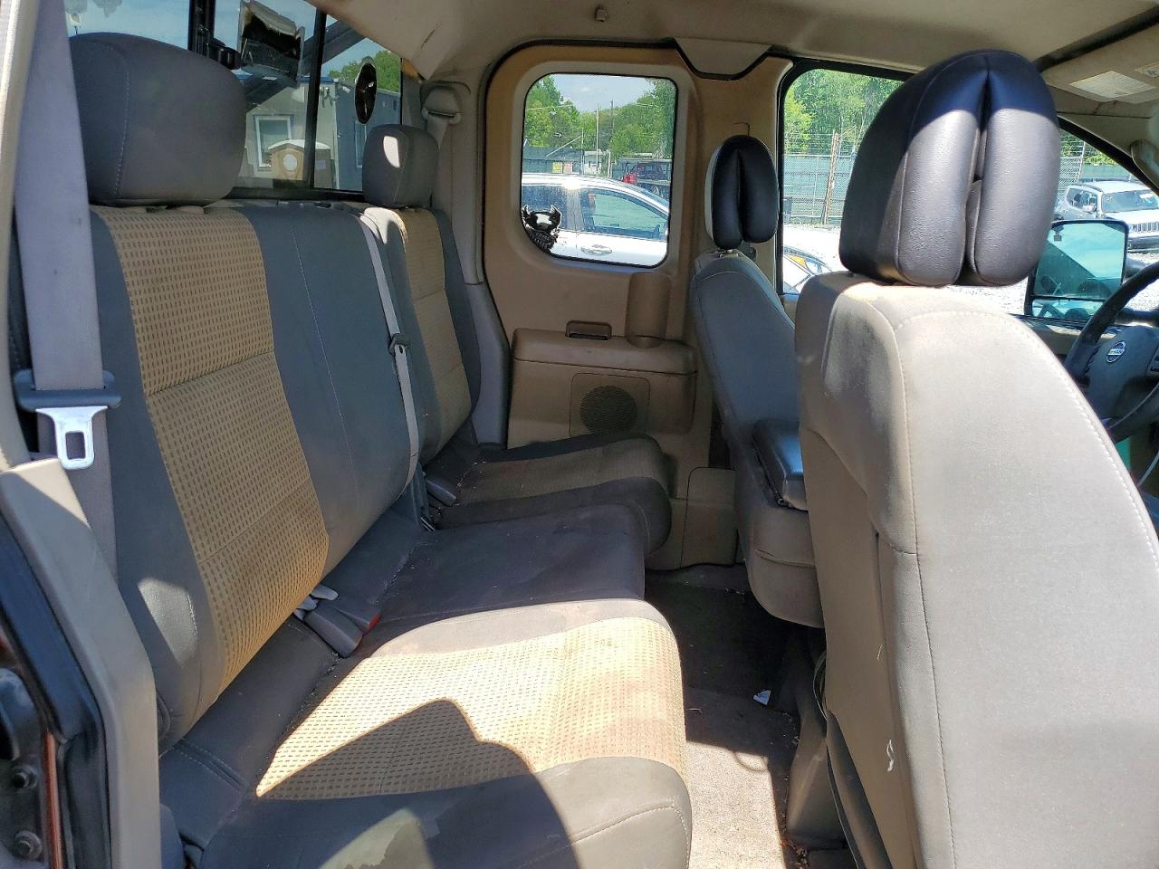 Nissan Titan Xe