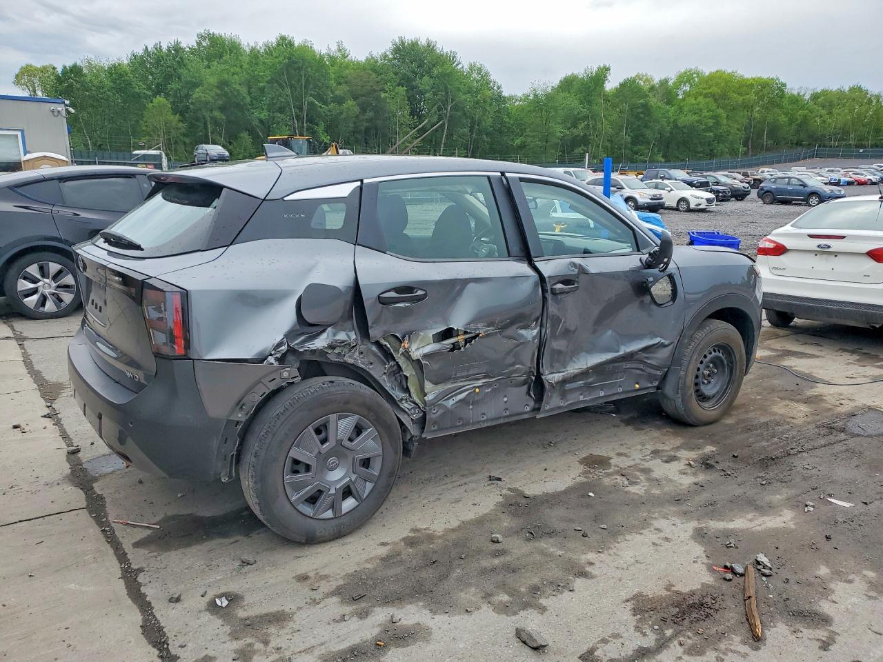 Nissan Kicks S