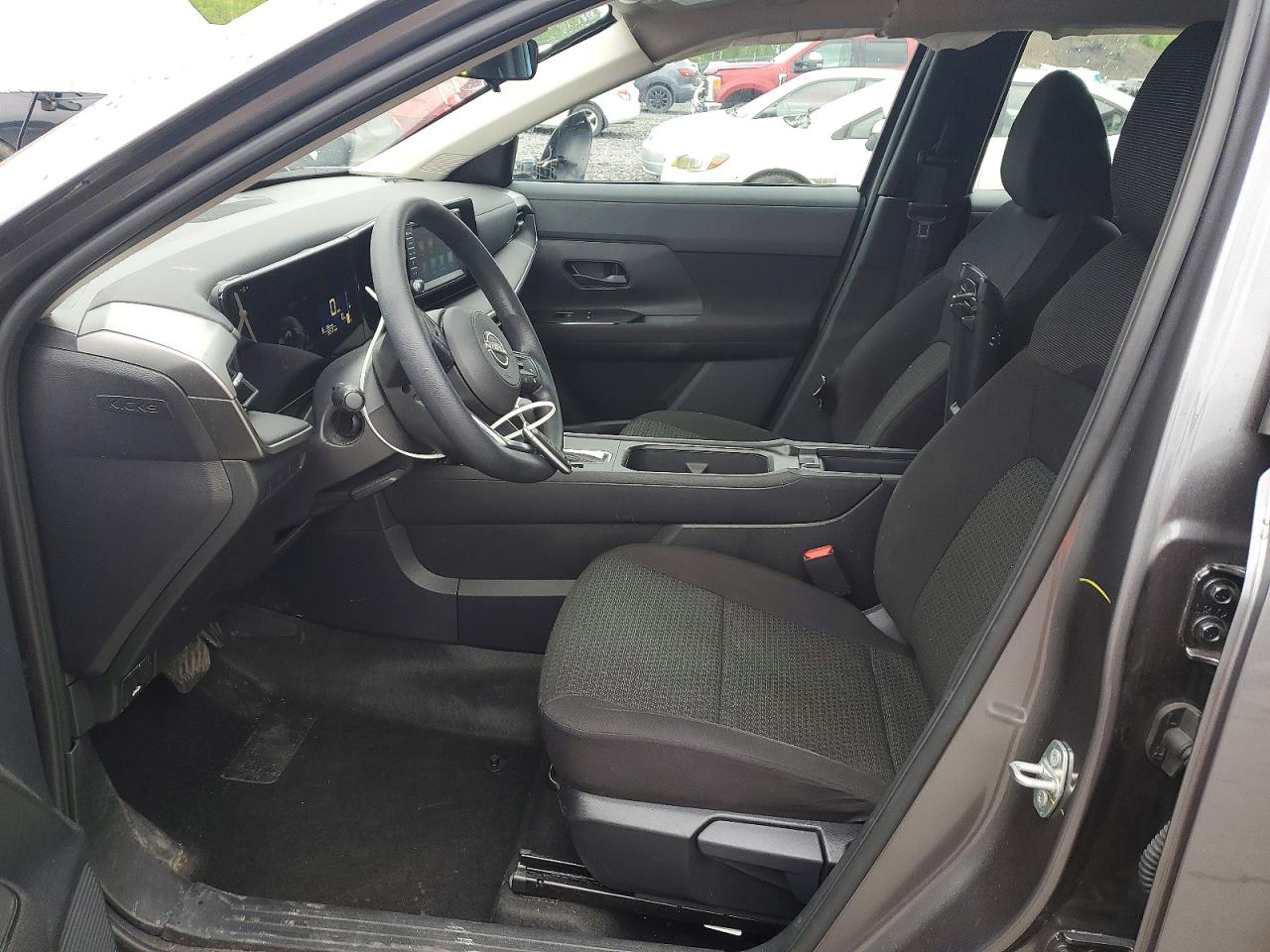 Nissan Kicks S