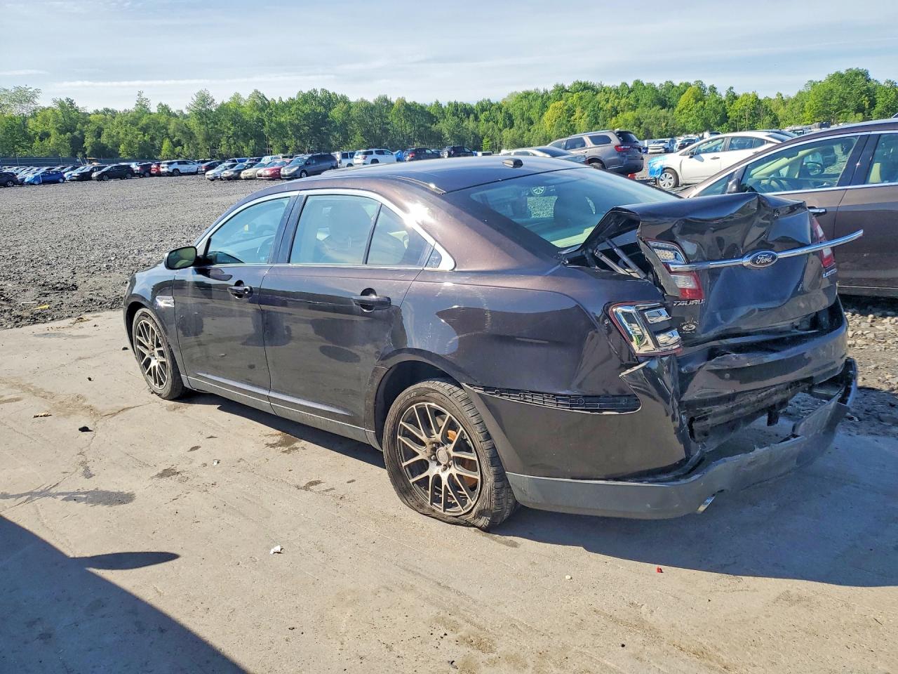 Ford Taurus Limited