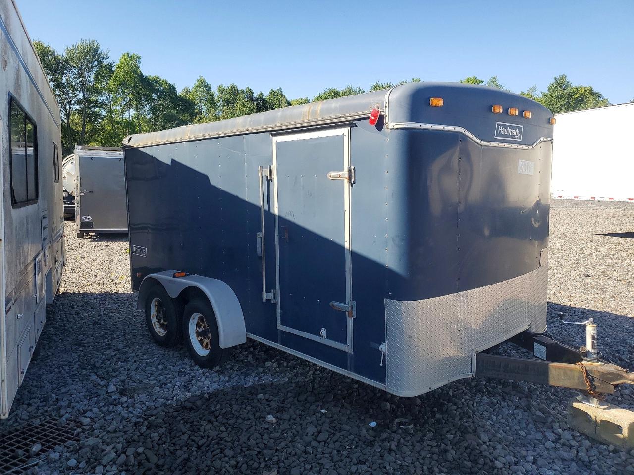 Salvage Haulmark Other Image