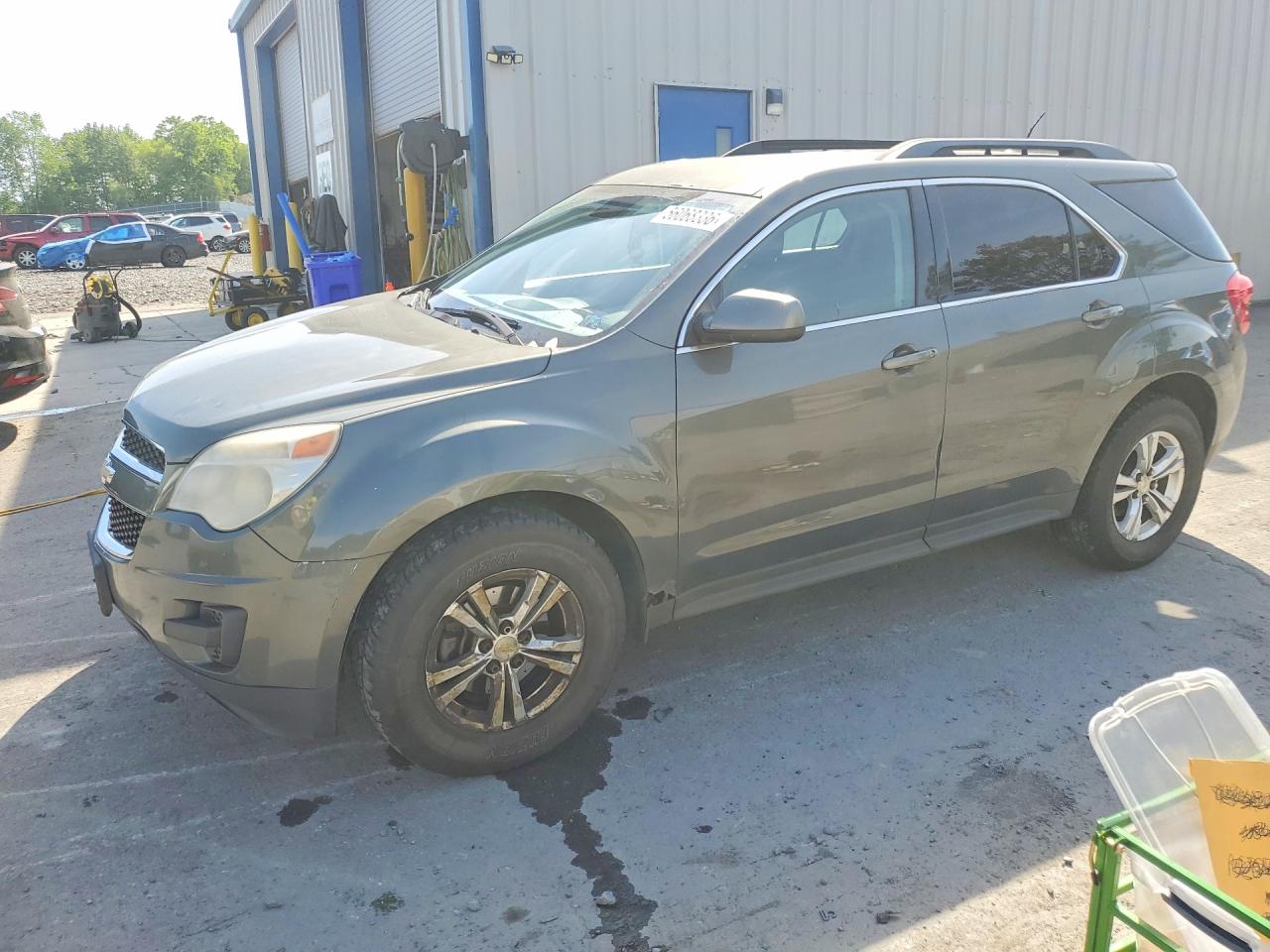 Salvage Chevrolet Equinox Image