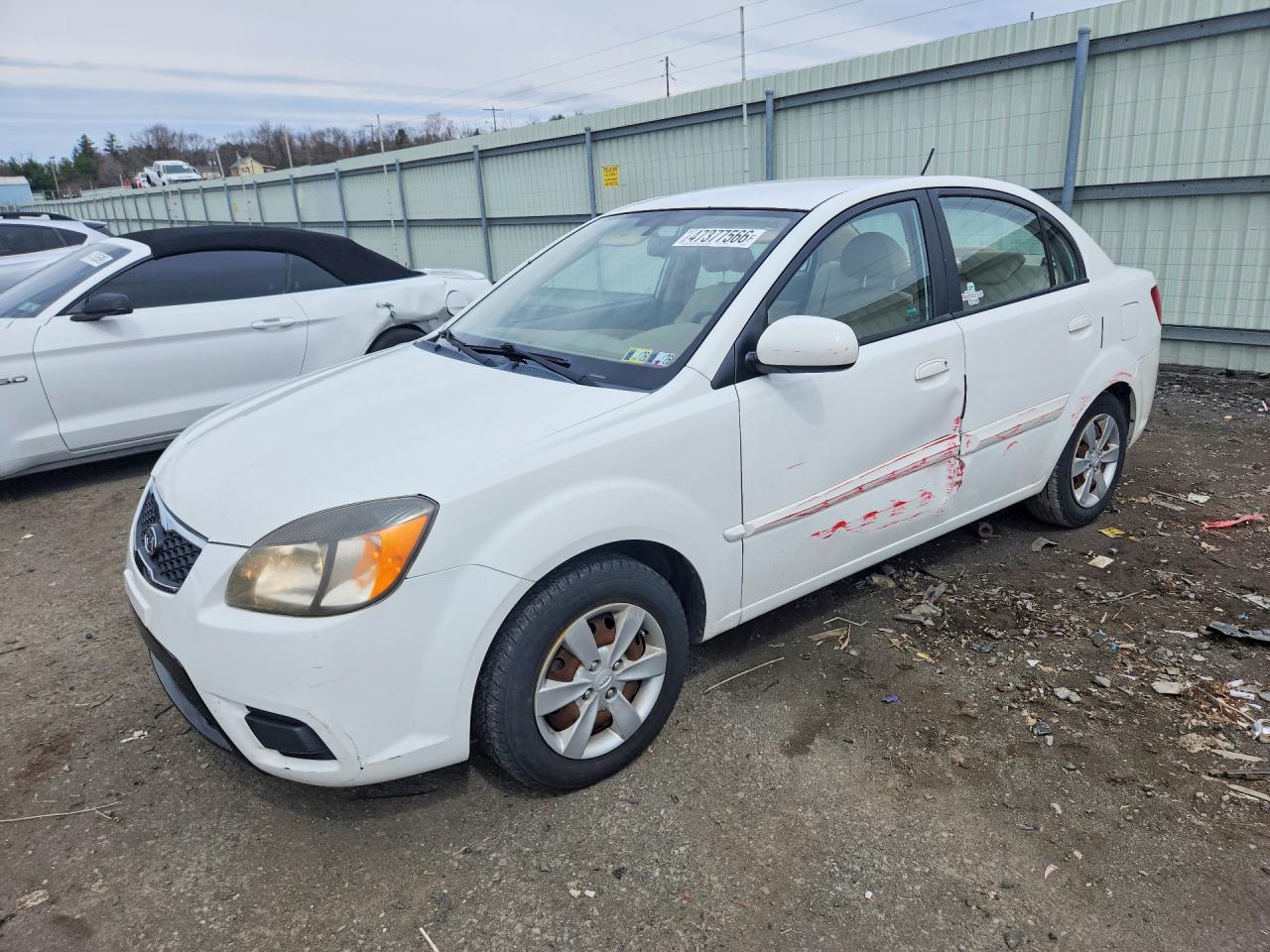 Salvage Kia Rio Image