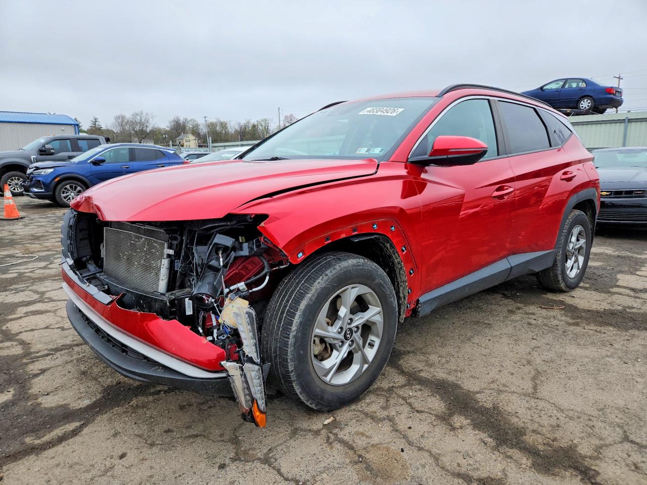 Salvage Hyundai TUCSON Image