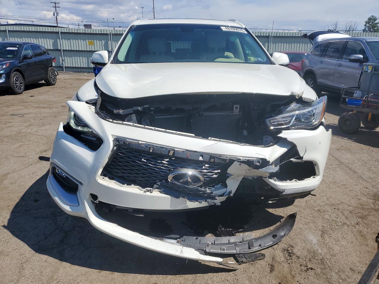 INFINITI Qx Base