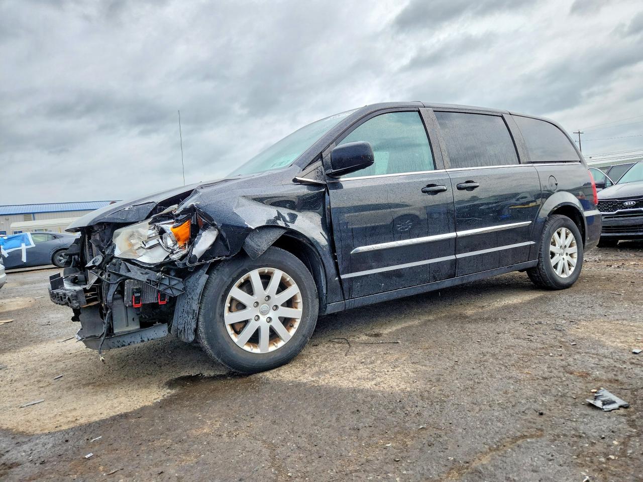 Salvage Chrysler Minivan Image