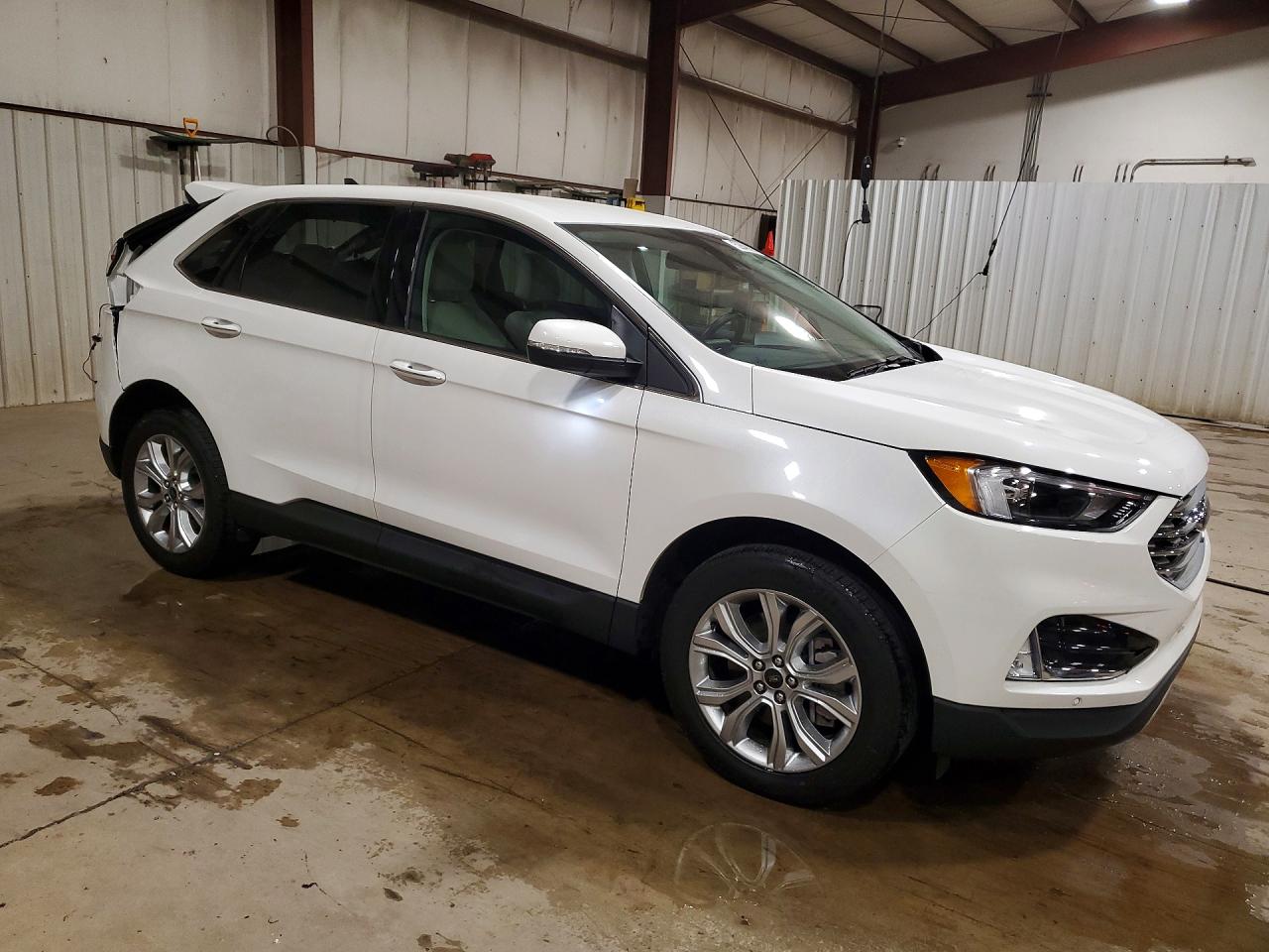 Ford Edge Titanium