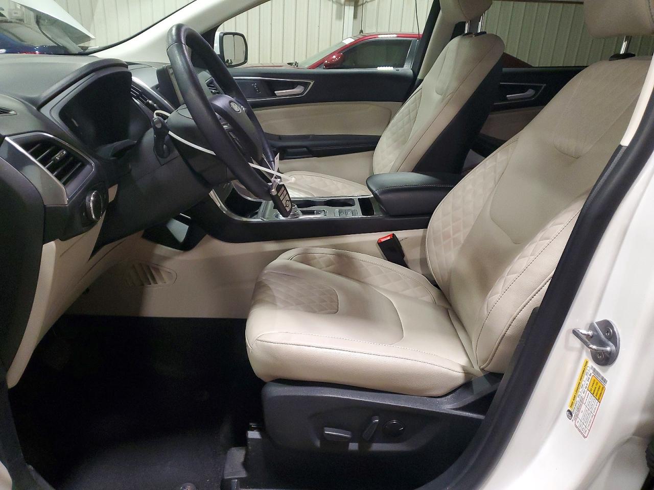 Ford Edge Titanium