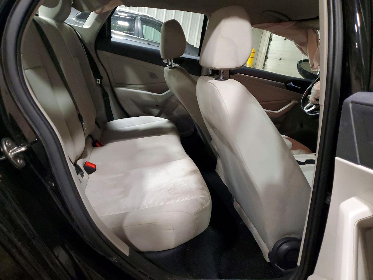 Volkswagen Jetta S