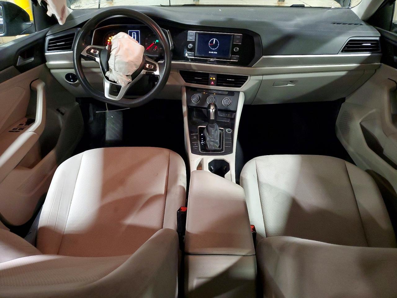 Volkswagen Jetta S