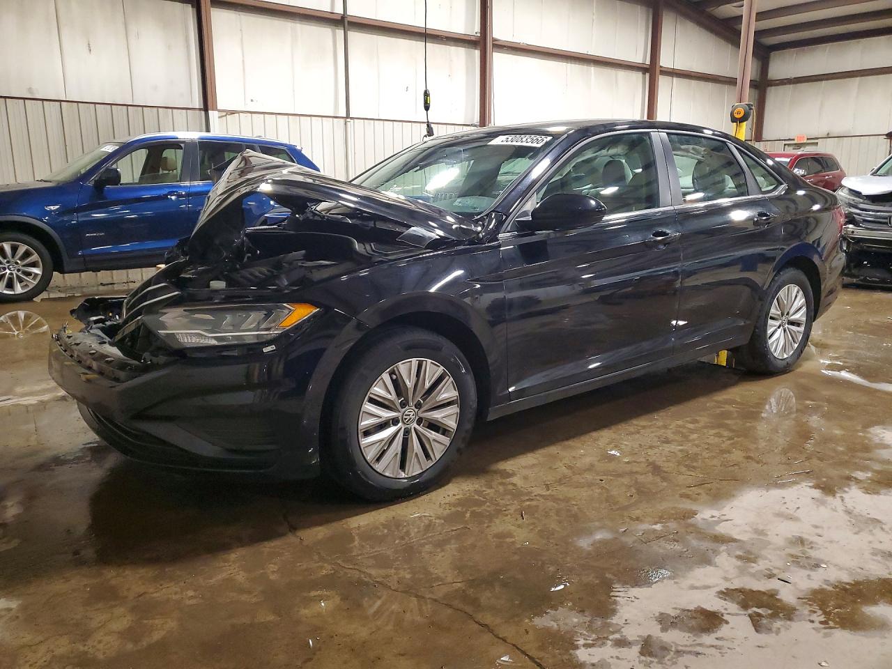Salvage Volkswagen Jetta Image