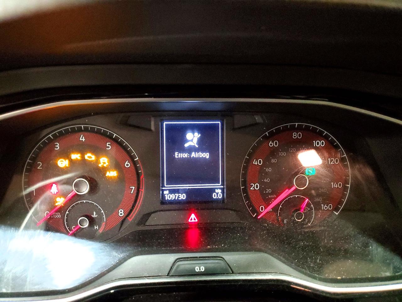 Volkswagen Jetta S