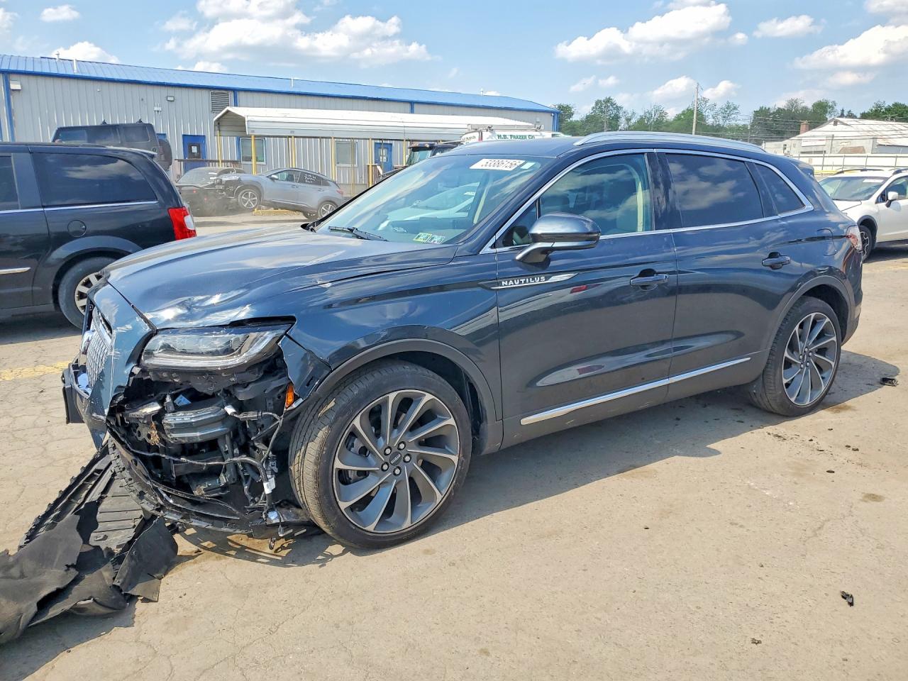 Salvage Lincoln Nautilus Image