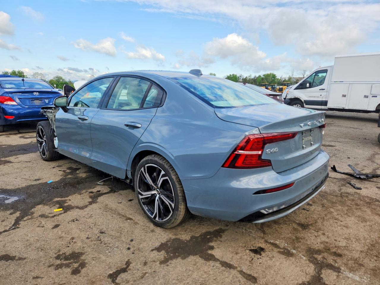 Volvo S60 Core