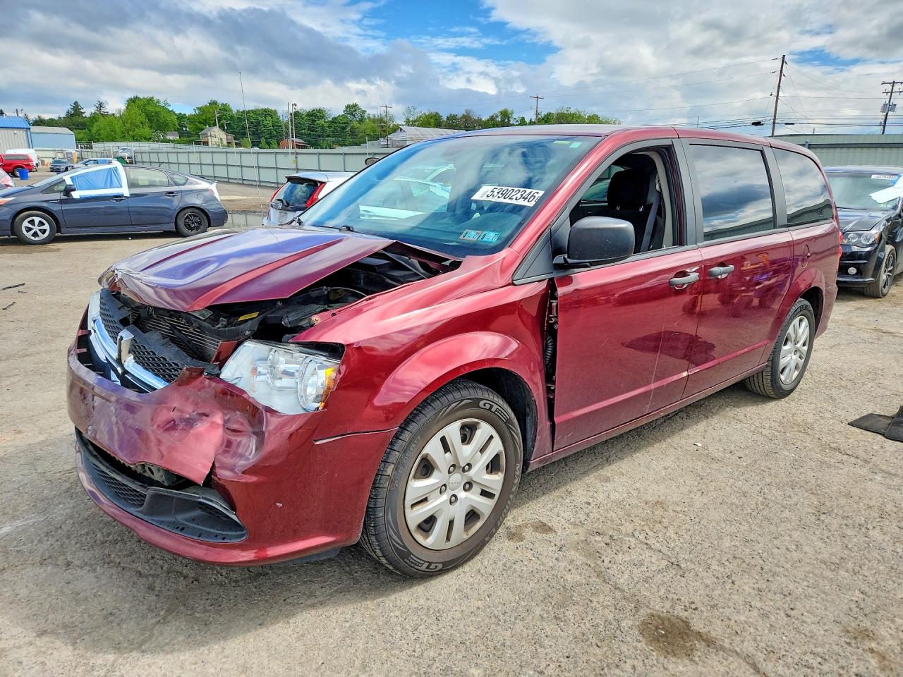 Salvage Dodge Caravan Image