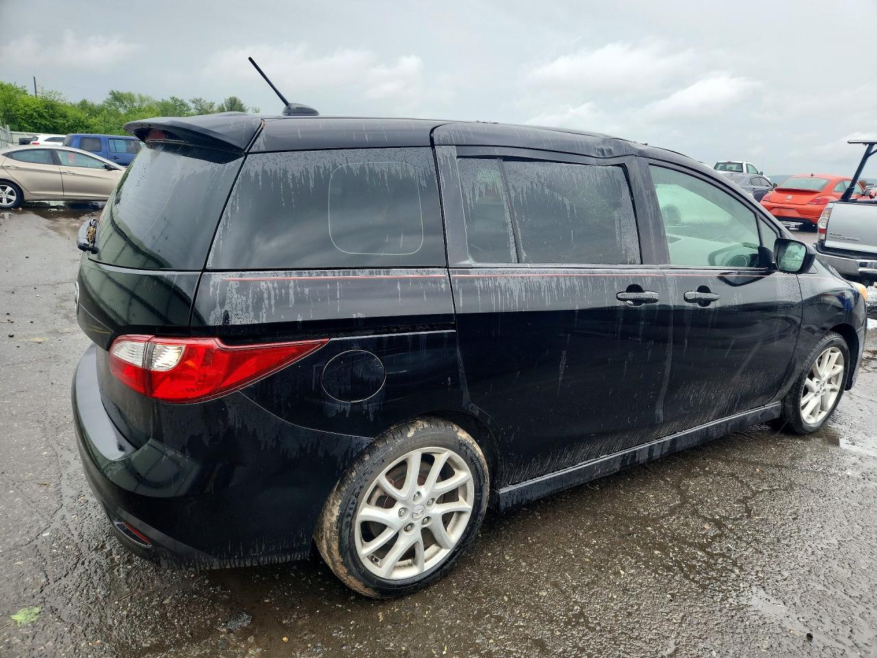 Mazda 5