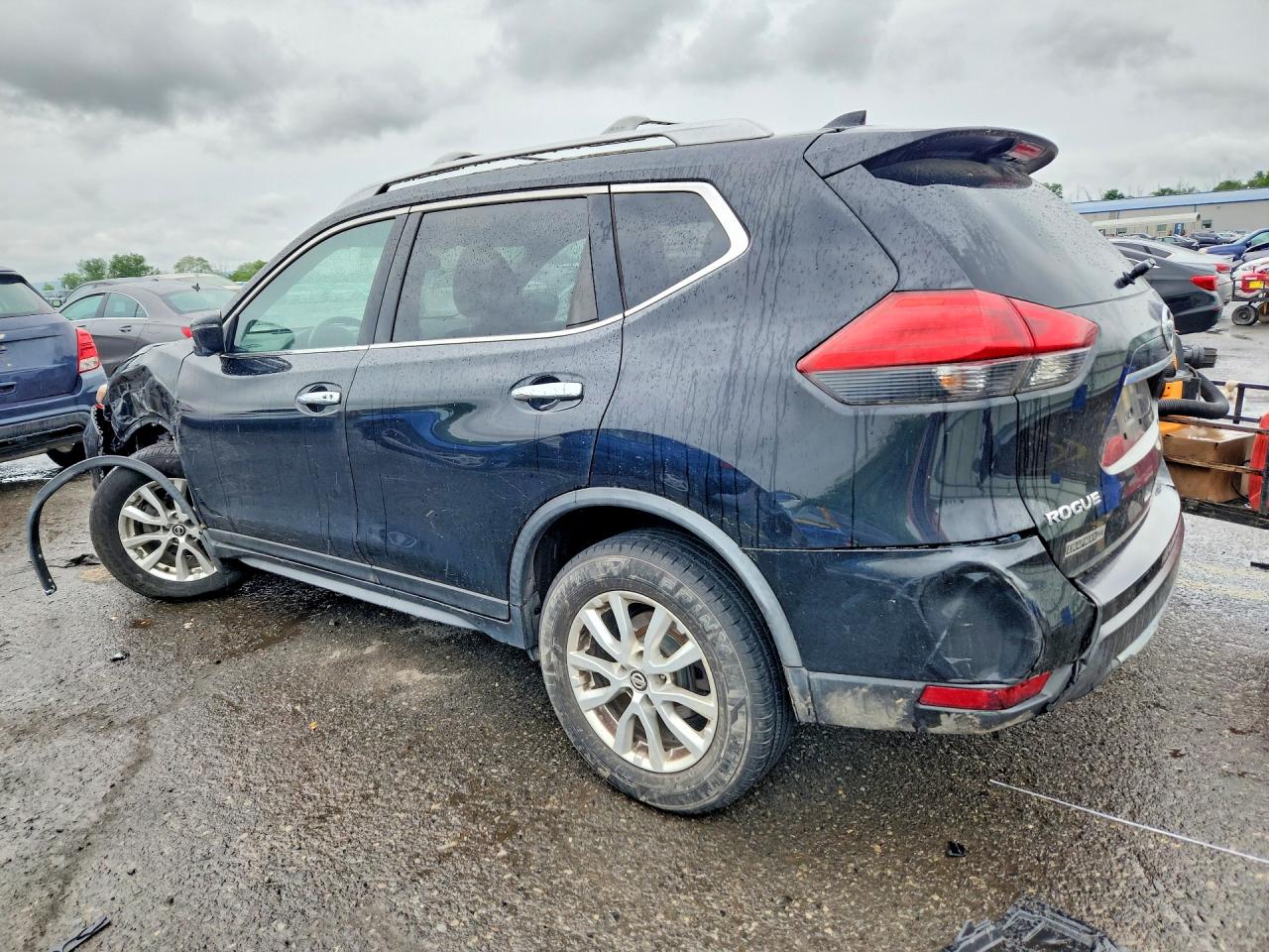 Nissan Rogue Sv