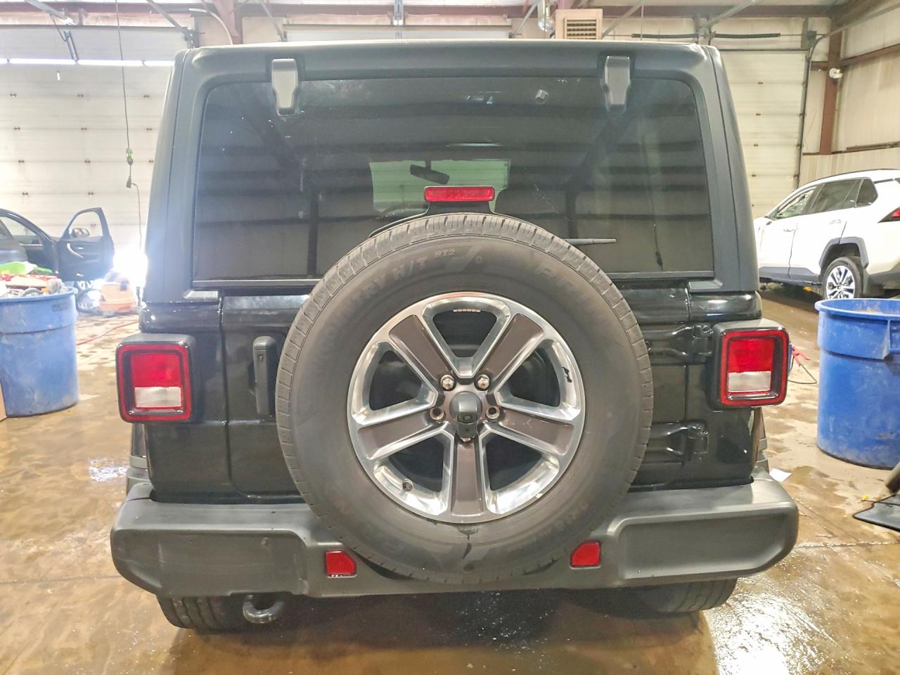 Jeep Wrangler Sahara