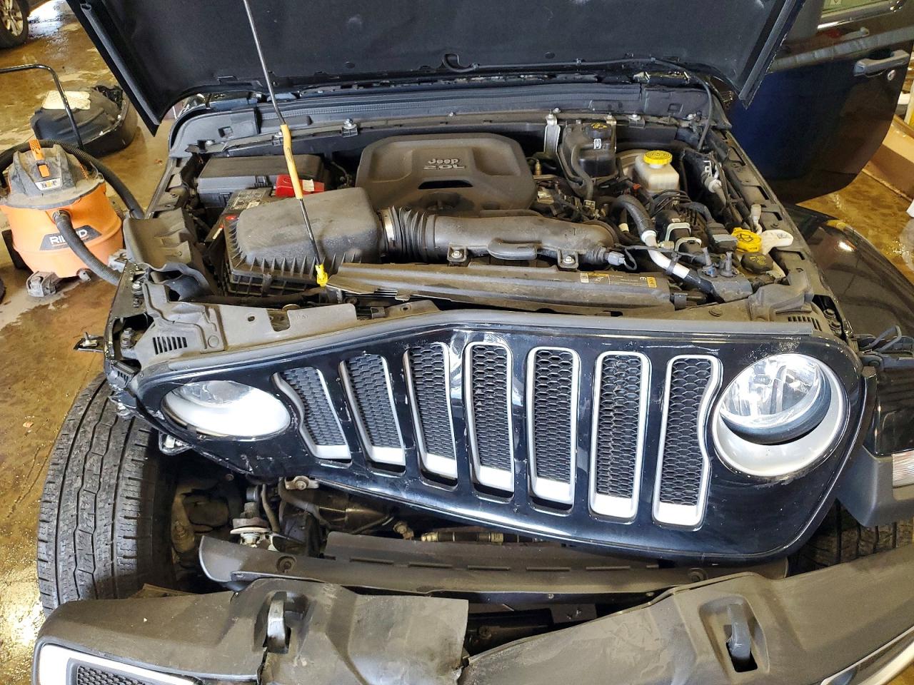 Jeep Wrangler Sahara