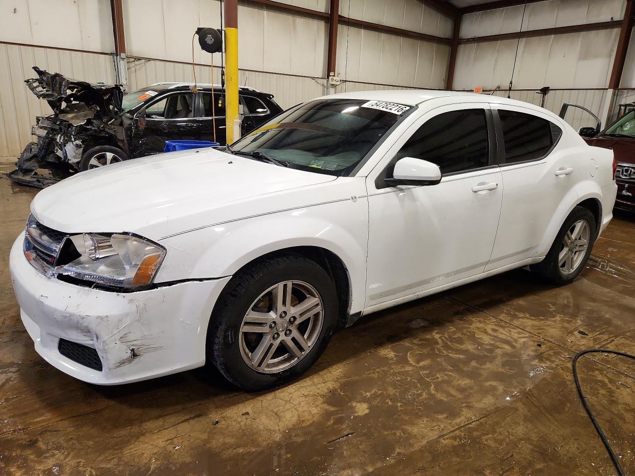 Salvage Dodge Avenger Image
