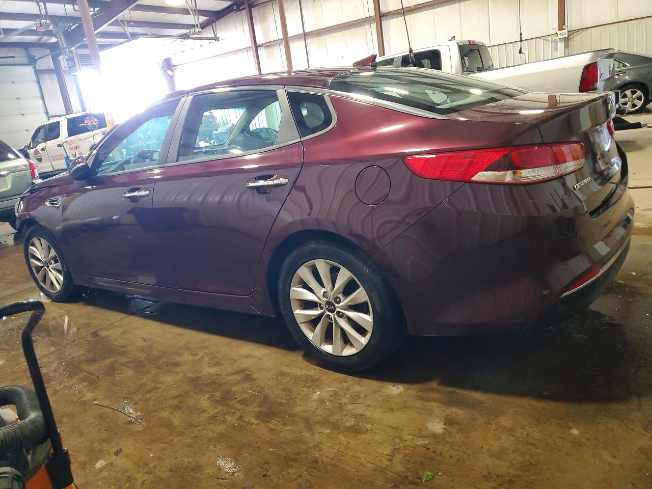 Kia Optima Lx