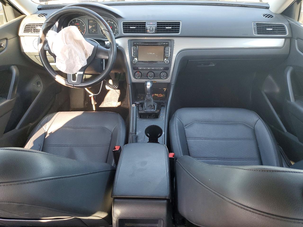 Volkswagen Passat S