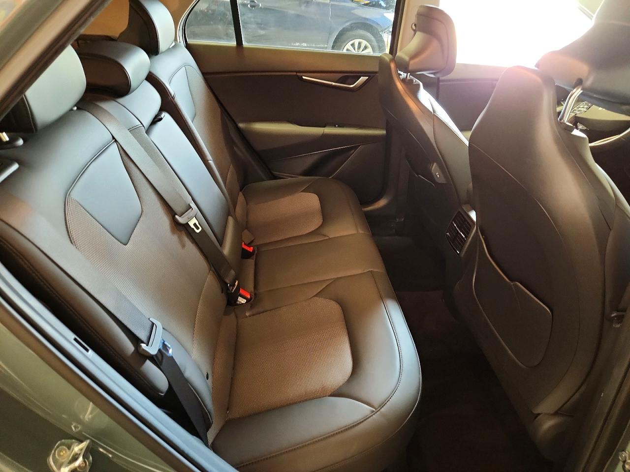Kia Niro Ex