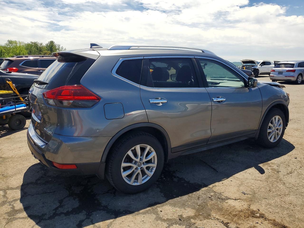 Nissan Rogue Sv