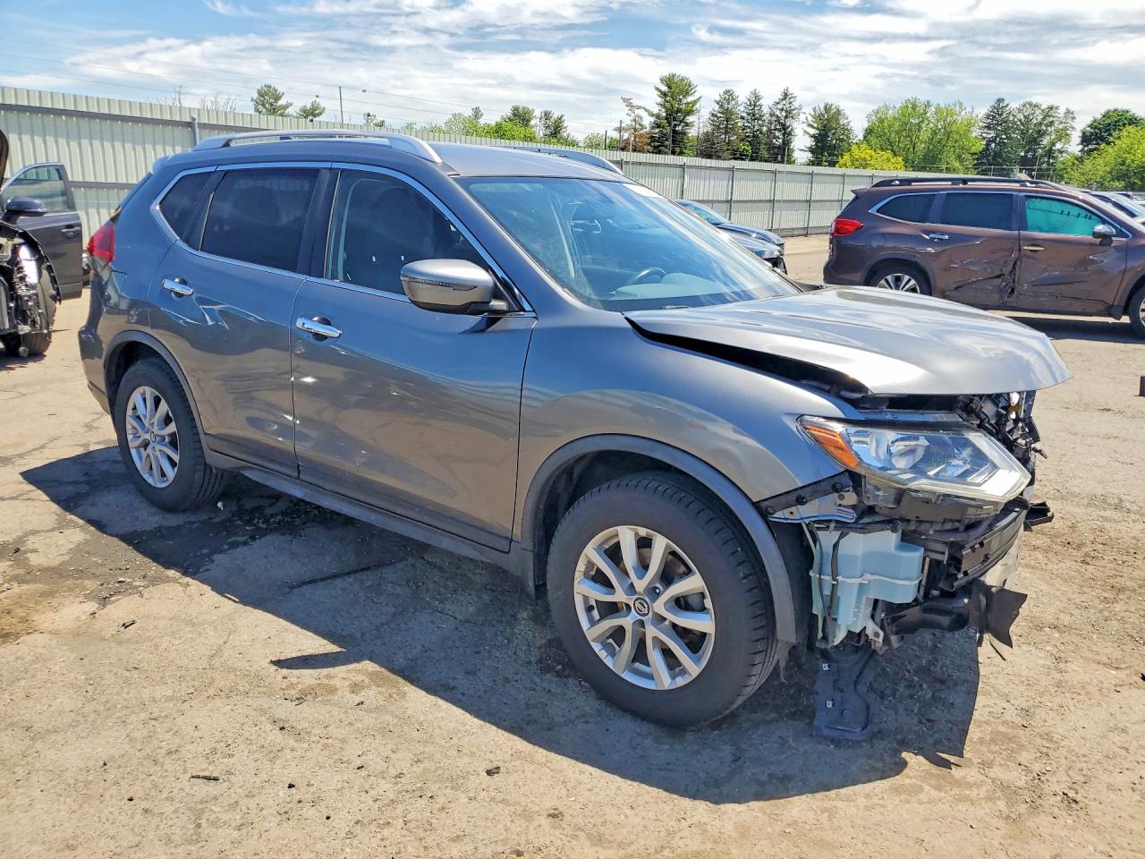 Nissan Rogue Sv