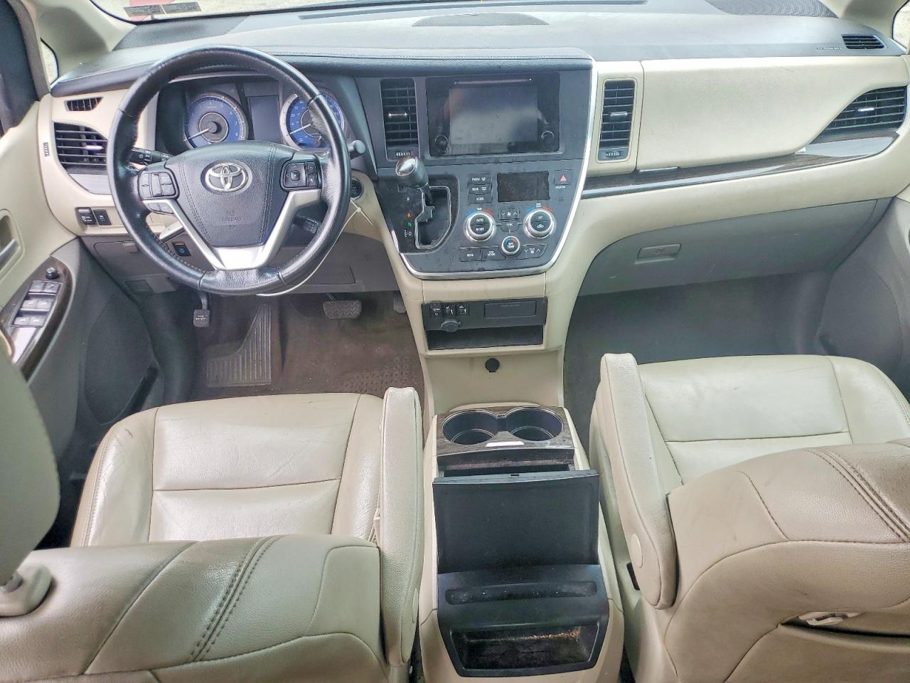 Toyota Sienna Xle 8-passenger