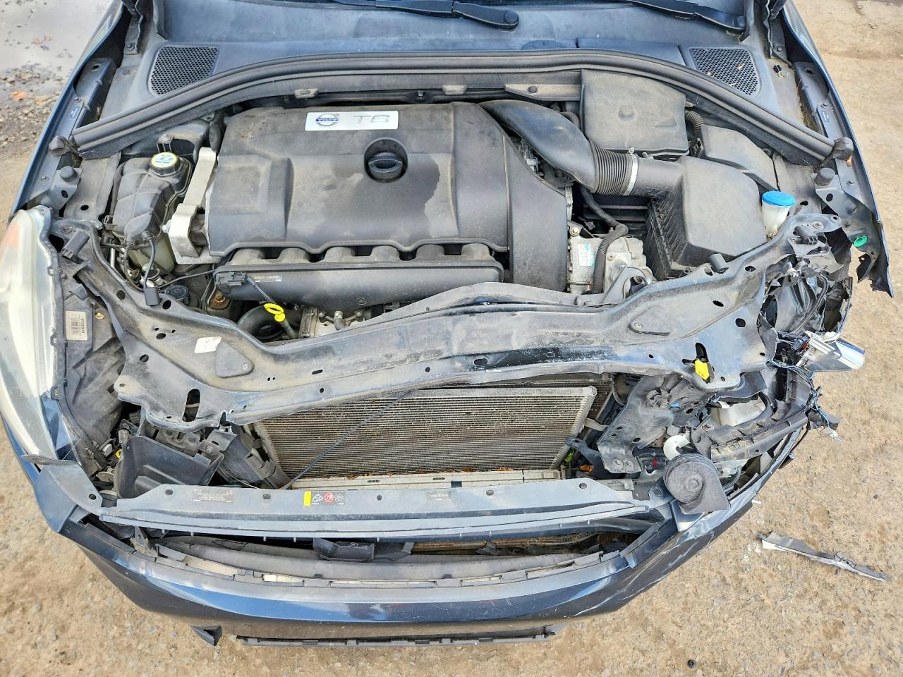 Volvo XC60 T6