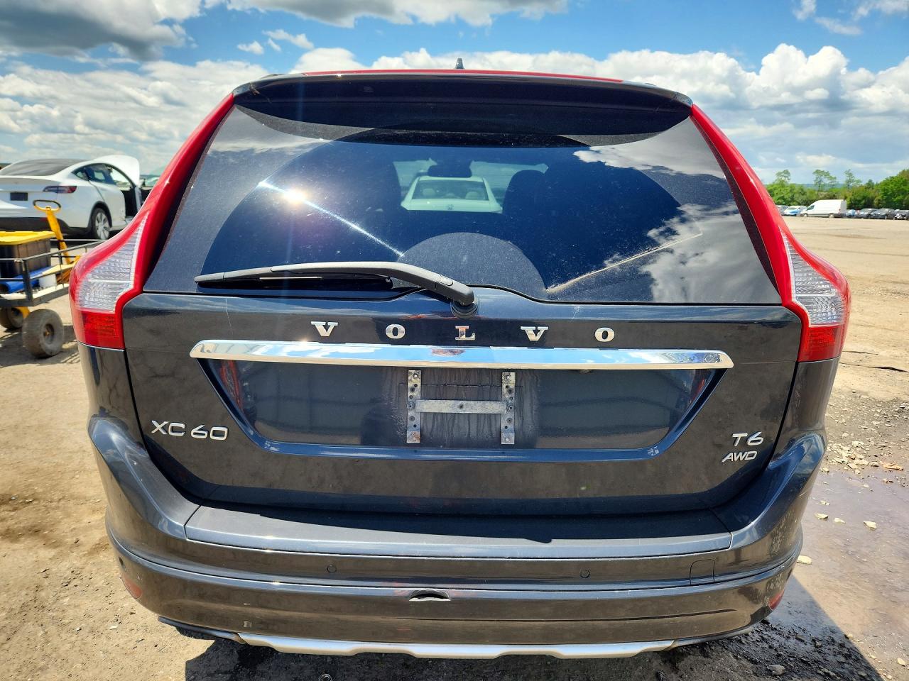 Volvo XC60 T6