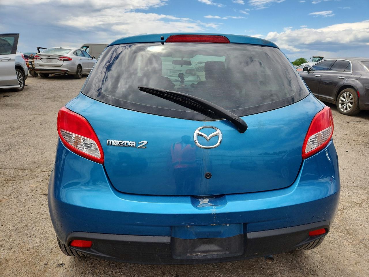 Mazda 2